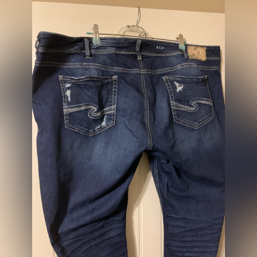 Silver Jeans - Picture 9 of 10
